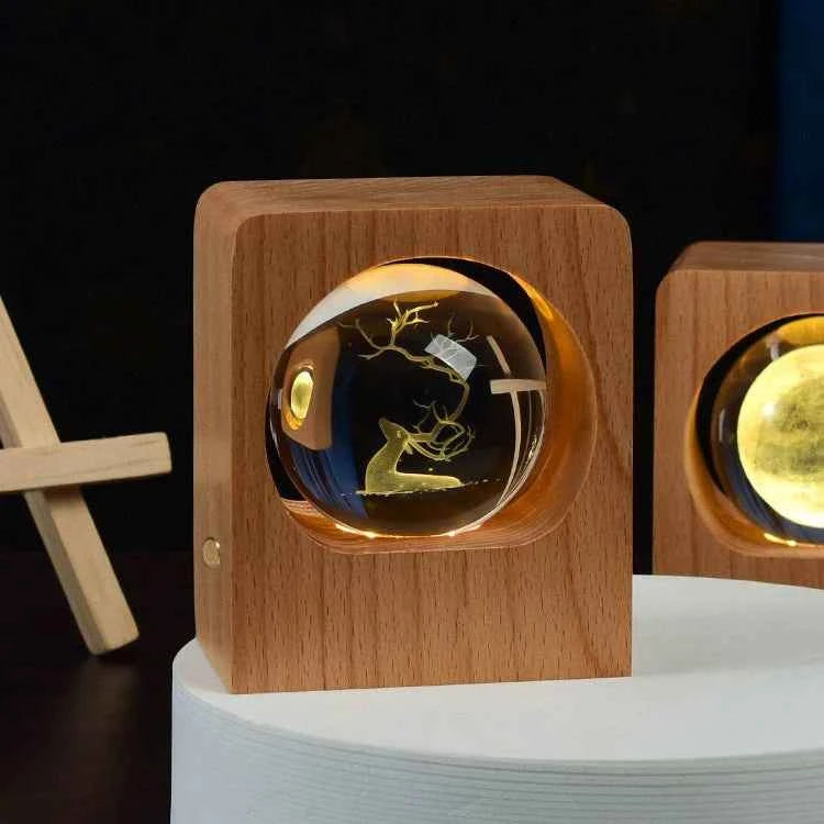 Beech 3D Laser Engraving Night Light with Elk and Jellyfish, Dimmable LED USB Lamp for Bedroom Decoration and Gifts